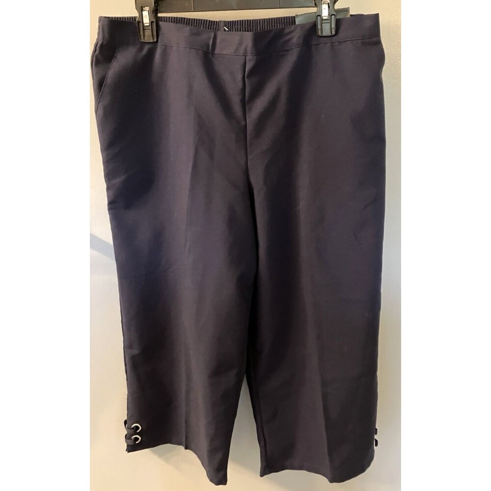 Petite Alfred Dunner Newport Drk Blue PullOn Capri Pants 14P Grommet Accent, NWT